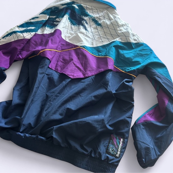 Vintage Adidas Windbreaker Jacket - Picture 4 of 4